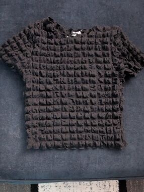 NWOT! G Mini Black Bubble Gauze Crop Top